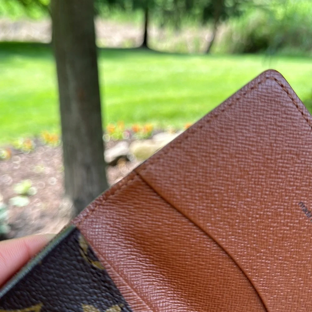 🔥SOLD🔥AUTHENTIC LOUIS VUITTON ENVELOPE CARD CASE WALLET CODE # CA0054 - Picture 15 of 16